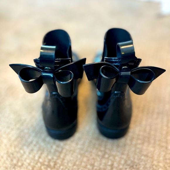 Valentino RED Black Rain Boots with Large Bows sz 39 🖤 🌧️ ☔️ - Picture 5 of 12
